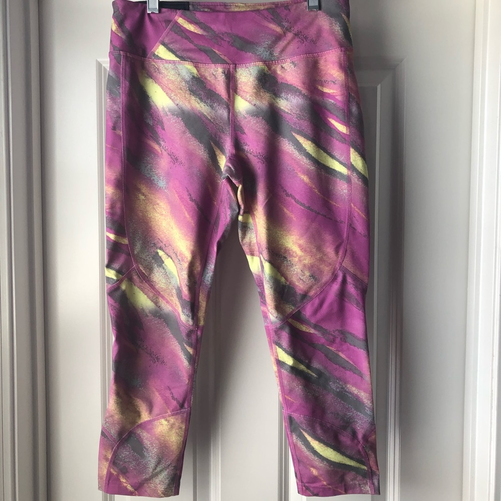Oakley Cropped Leggings